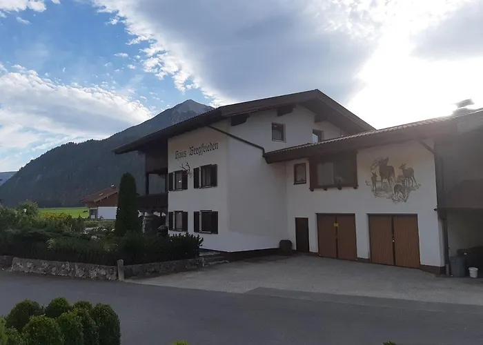 Haus Bergfrieden اشنكريش