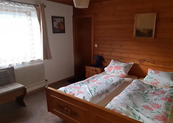 Haus Bergfrieden * اشنكريش